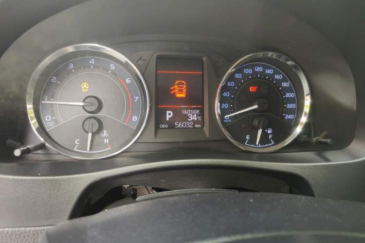 Used Toyota Corolla 2017 Revised Version 1.2T S-CVT GL-i Odometer Close Up
