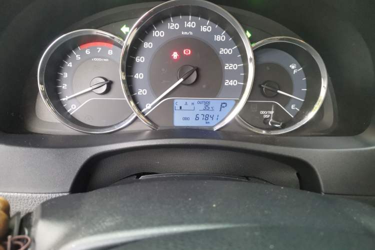 Used Toyota Corolla 2017 Revised Version 1.2T S-CVT GL Odometer Close Up