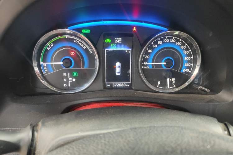 Used Toyota Corolla 2017 Revised Dual-Engine 1.8L E-CVT Leading Edition Odometer Close Up