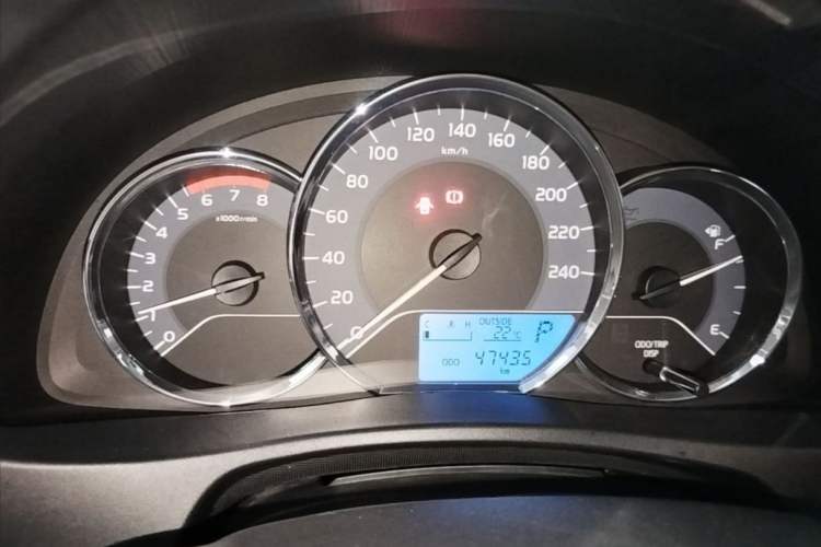 Used Toyota Corolla 2017 Revised Version 1.2T S-CVT GL Odometer Close Up