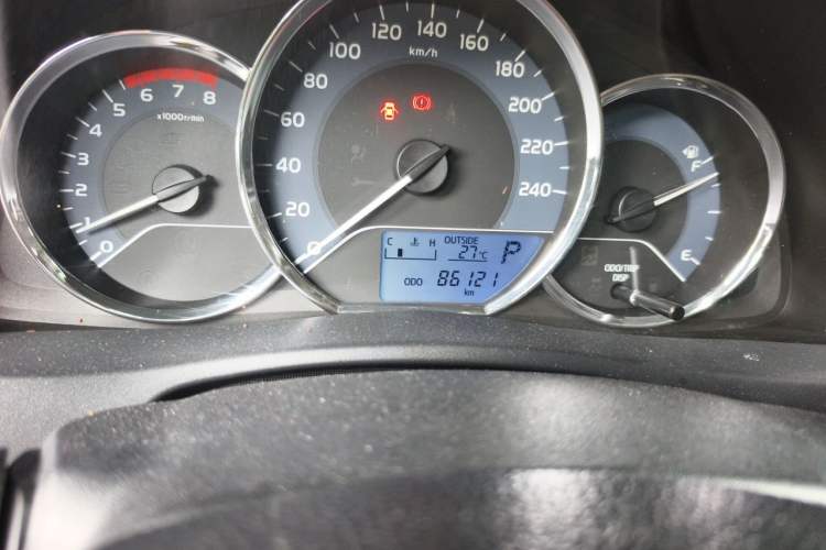 Used Toyota Corolla 2017 Revised Version 1.2T S-CVT GL Odometer Close Up