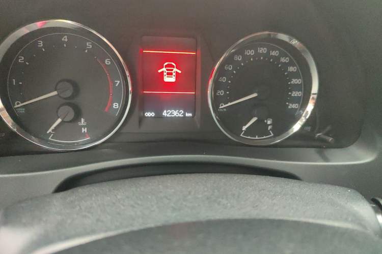 Used Toyota Corolla 2017 Revised Version 1.2T Manual GL-i Odometer Close Up