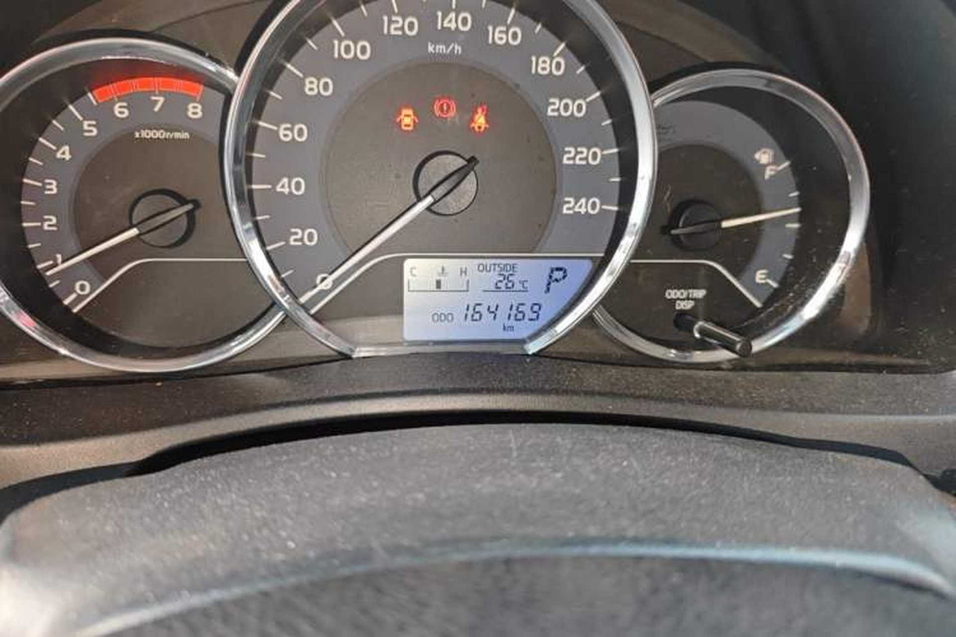 Used Toyota Corolla 2017 Revised Version 1.2T S-CVT GL Odometer Close Up