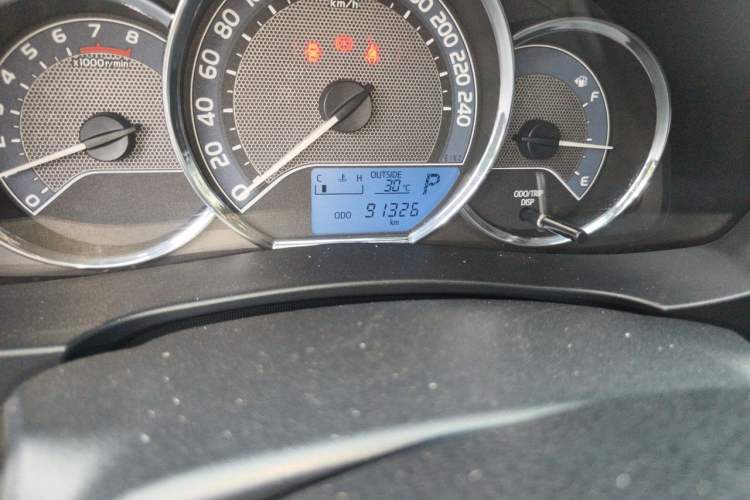 Used Toyota Corolla 2017 Revised Version 1.6L S-CVT GL Odometer Close Up