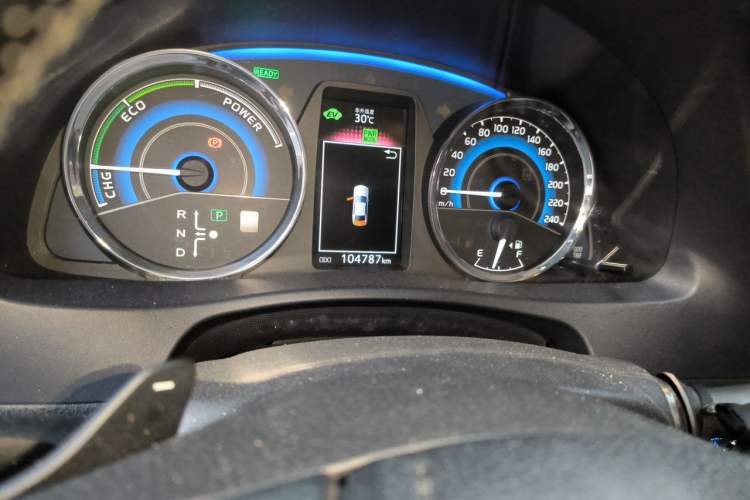 Used Toyota Corolla 2017 Revised Dual-Engine 1.8L E-CVT Elite Edition Odometer Close Up