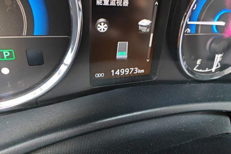 Used Toyota Corolla 2017 Revised Dual-Engine 1.8L E-CVT Leading Edition Odometer Close Up