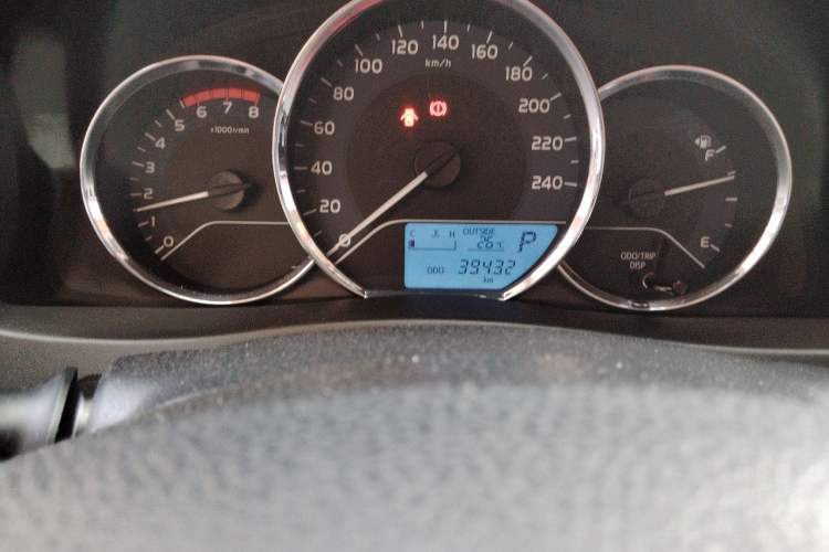 Used Toyota Corolla 2017 Revised Version 1.2T S-CVT GL Odometer Close Up