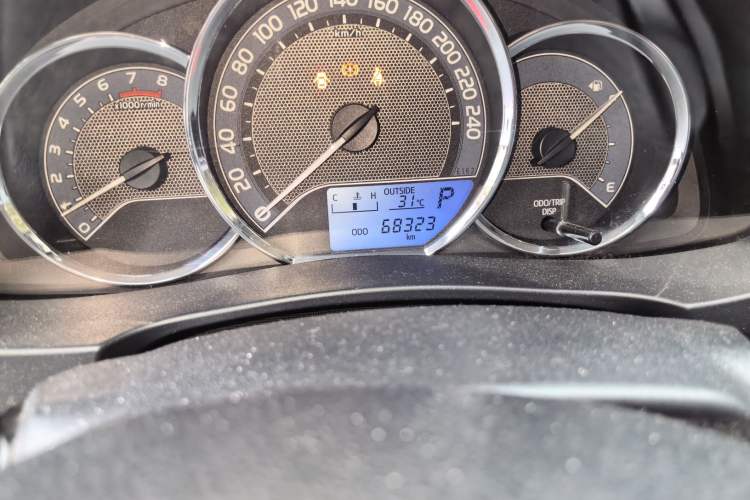 Used Toyota Corolla 2017 Revised Version 1.6L S-CVT GL Odometer Close Up