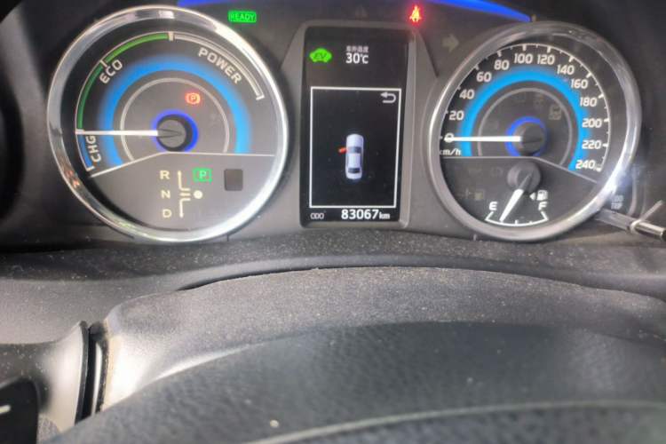 Used Toyota Corolla 2017 Revised Dual-Engine 1.8L E-CVT Elite Edition Odometer Close Up