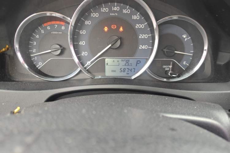 Used Toyota Corolla 2017 Revised Version 1.2T S-CVT GLX-i Odometer Close Up