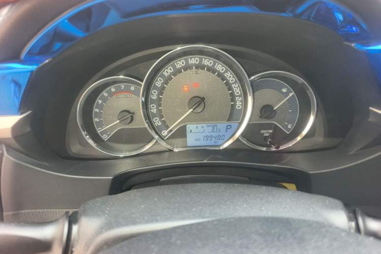 Used Toyota Corolla 2017 1.2T CVT GL Odometer Close Up