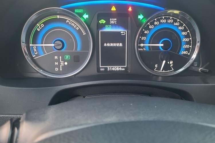 Used Toyota Corolla 2017 Revised Dual-Engine 1.8L E-CVT Elite Edition Odometer Close Up