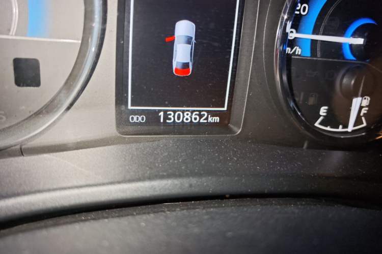 Used Toyota Corolla 2017 Revised Dual-Engine 1.8L E-CVT Elite Edition Odometer Close Up