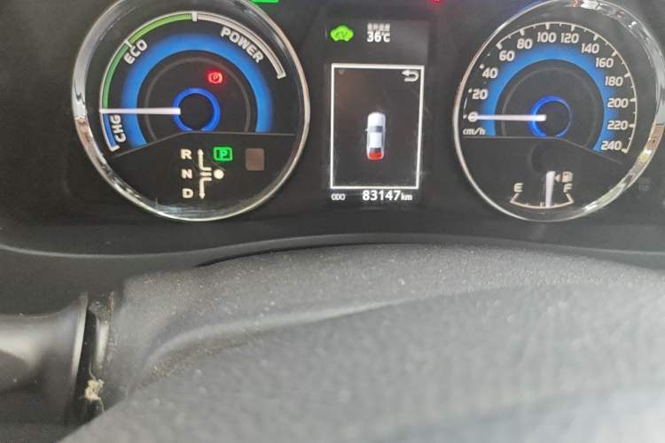Used Toyota Corolla 2017 Revised Dual-Engine 1.8L E-CVT Leading Edition Odometer Close Up