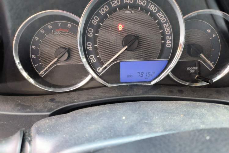 Used Toyota Corolla 2017 Revised Version 1.6L S-CVT GL Odometer Close Up