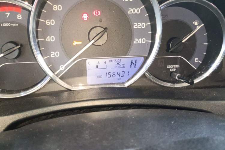 Used Toyota Corolla 2017 Revised Version 1.2T S-CVT GL Odometer Close Up