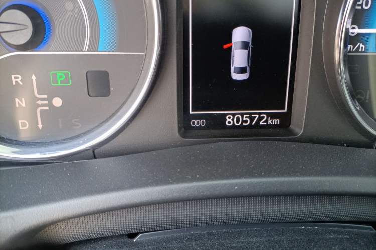 Used Toyota Corolla 2017 Revised Dual-Engine 1.8L E-CVT Elite Edition Odometer Close Up