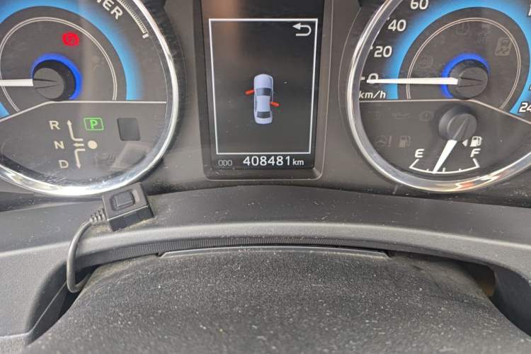 Used Toyota Corolla 2017 Revised Dual-Engine 1.8L E-CVT Elite Edition Odometer Close Up