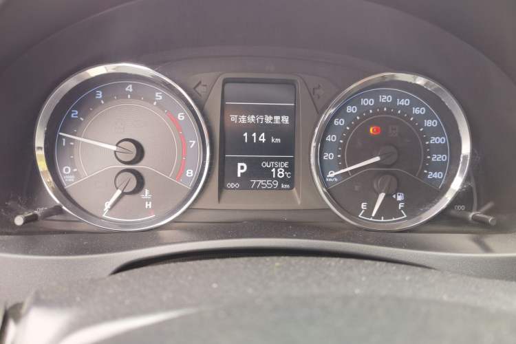 Used Toyota Corolla 2017 Revised Version 1.2T S-CVT GL-i Odometer Close Up