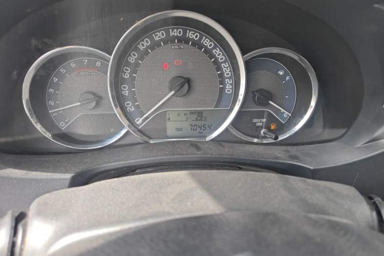Used Toyota Corolla 2017 1.2T Manual GL Odometer Close Up
