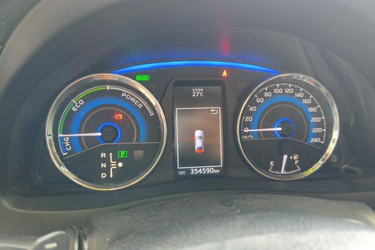 Used Toyota Corolla 2017 Revised Dual-Engine 1.8L E-CVT Elite Edition Odometer Close Up