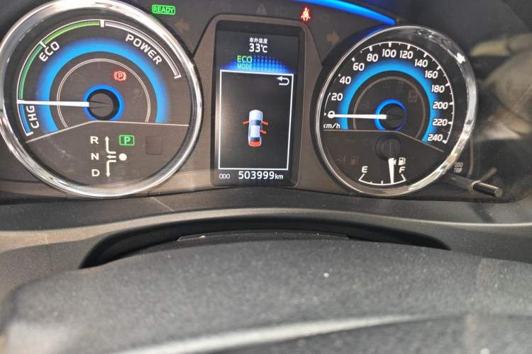 Used Toyota Corolla 2017 Revised Dual-Engine 1.8L E-CVT Leading Edition Odometer Close Up