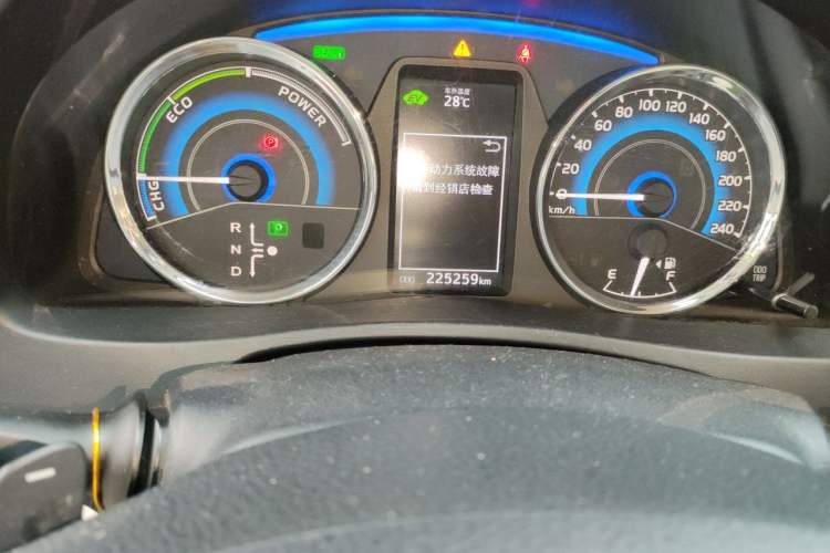 Used Toyota Corolla 2017 Revised Dual-Motor 1.8L E-CVT Pioneer Edition Odometer Close Up