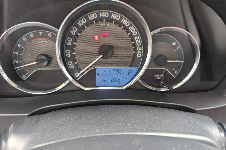 Used Toyota Corolla 2017 1.2T CVT GL Odometer Close Up