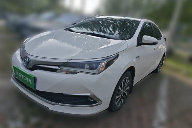 Toyota Corolla 2017 Revised Dual-Engine 1.8L E-CVT Leading Edition مستعملة