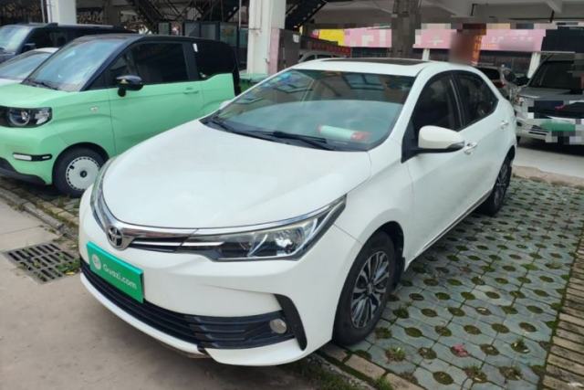 Ojetý Toyota Corolla 2017 Revised Version 1.2T S-CVT GL-i