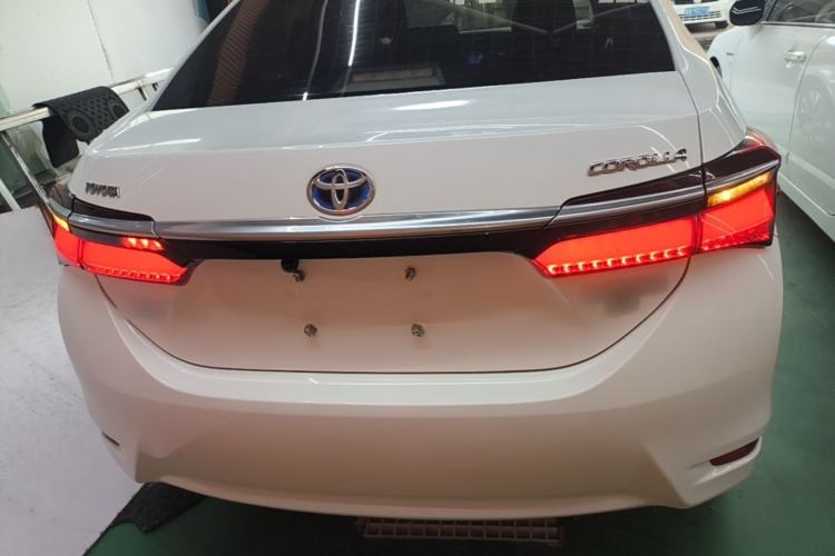 Used Toyota Corolla 2017 Revised Dual-Engine 1.8L E-CVT Leading Edition Rear