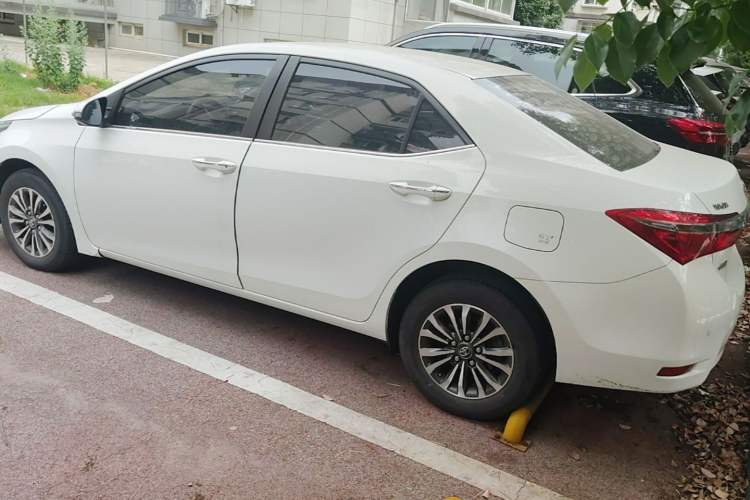 Used Toyota Corolla 2017 Revised Version 1.2T S-CVT GL Rear Left 45 Deg