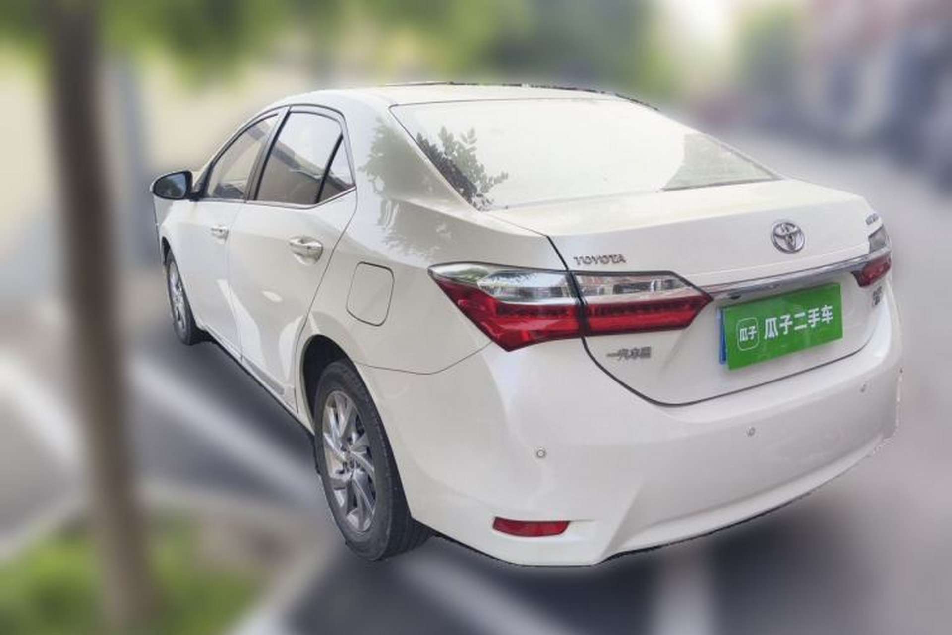 Used Toyota Corolla 2017 1.2T CVT GL-i Leather Edition Rear Left 45 Deg