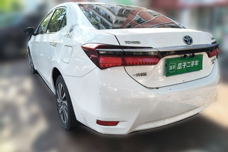 Used Toyota Corolla 2017 Revised Dual-Engine 1.8L E-CVT Leading Edition Rear Left 45 Deg