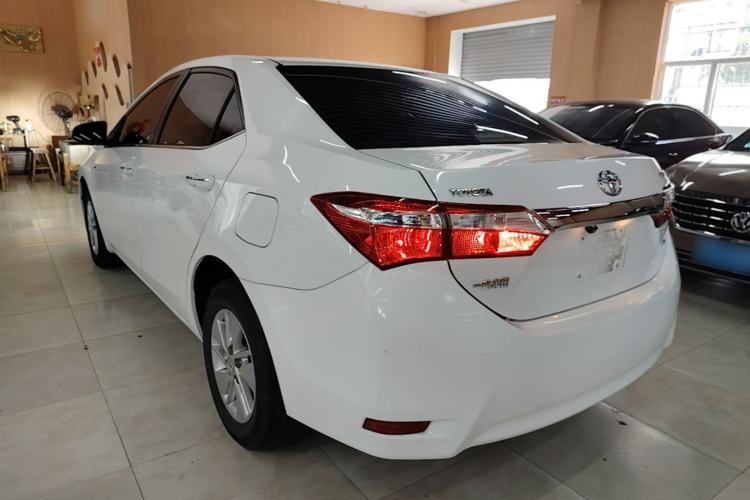 Used Toyota Corolla 2017 1.6L CVT GL Rear Left 45 Deg