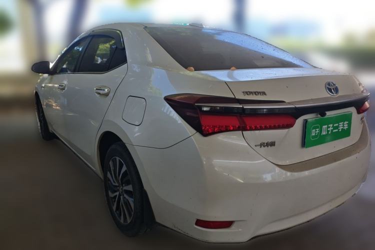 Used Toyota Corolla 2017 Revised Dual-Engine 1.8L E-CVT Leading Edition Rear Left 45 Deg