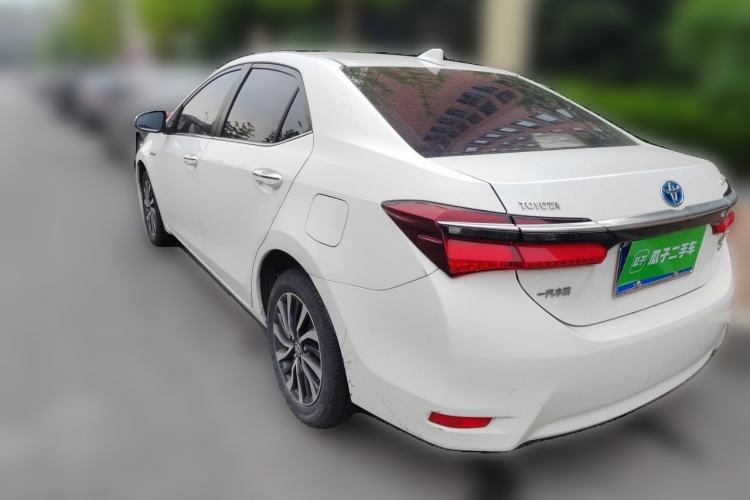 Used Toyota Corolla 2017 Revised Dual-Engine 1.8L E-CVT Leading Edition Rear Left 45 Deg