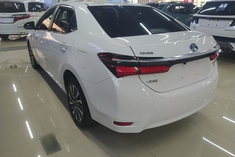 Used Toyota Corolla 2017 Revised Dual-Engine 1.8L E-CVT Leading Edition Rear Left 45 Deg