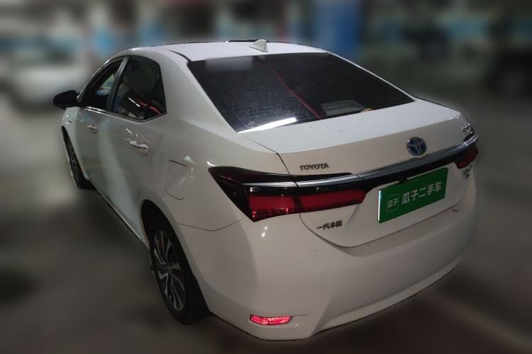 Used Toyota Corolla 2017 Revised Dual-Engine 1.8L E-CVT Leading Edition Rear Left 45 Deg