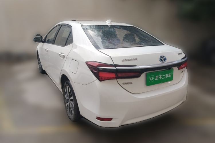 Used Toyota Corolla 2017 Revised Dual-Engine 1.8L E-CVT Leading Edition Rear Left 45 Deg