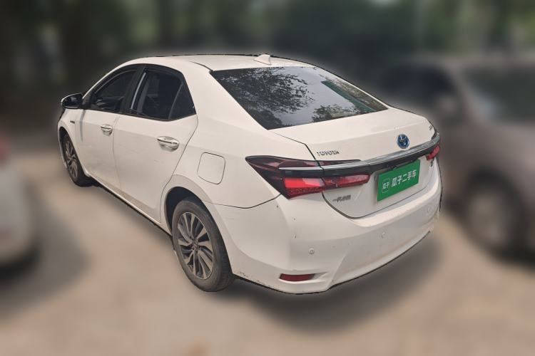 Used Toyota Corolla 2017 Revised Dual-Engine 1.8L E-CVT Leading Edition Rear Left 45 Deg