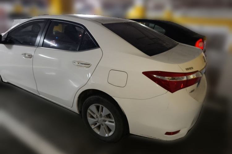 Used Toyota Corolla 2017 1.6L CVT GL Rear Left 45 Deg