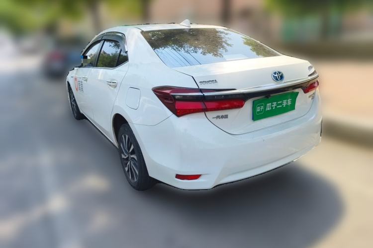 Used Toyota Corolla 2017 Revised Dual-Engine 1.8L E-CVT Leading Edition Rear Left 45 Deg