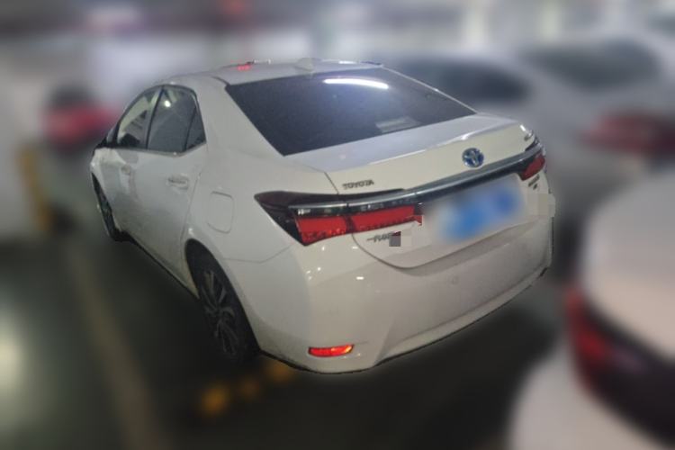 Used Toyota Corolla 2017 Revised Dual-Engine 1.8L E-CVT Leading Edition Rear Left 45 Deg