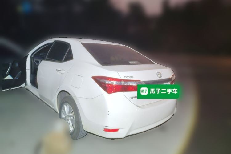 Used Toyota Corolla 2017 1.6L CVT GL Rear Left 45 Deg