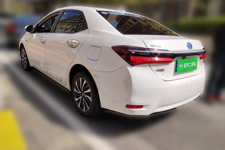 Used Toyota Corolla 2017 Revised Dual-Engine 1.8L E-CVT Leading Edition Rear Left 45 Deg