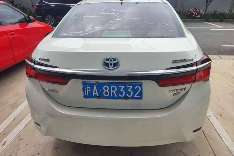 Used Toyota Corolla 2017 Revised Dual-Engine 1.8L E-CVT Luxury Edition Rear