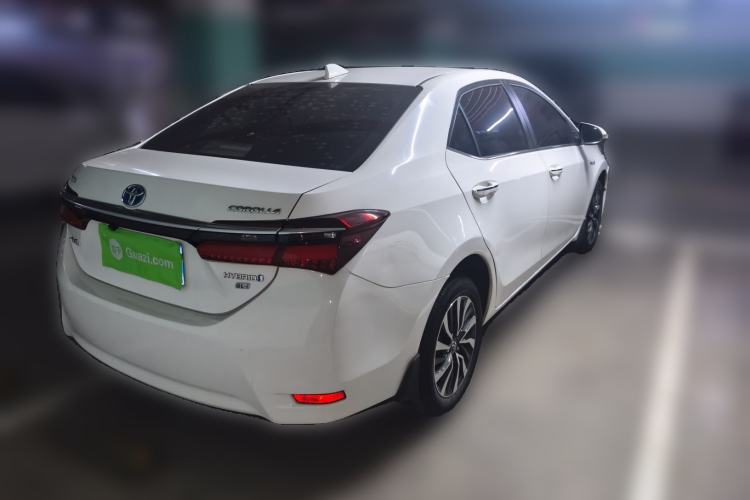 Used Toyota Corolla 2017 Revised Dual-Engine 1.8L E-CVT Leading Edition Rear Right 45 Deg