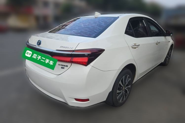 Used Toyota Corolla 2017 Revised Dual-Engine 1.8L E-CVT Leading Edition Rear Right 45 Deg
