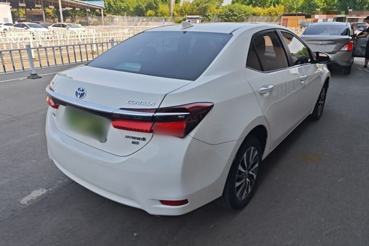 Used Toyota Corolla 2017 Revised Dual-Engine 1.8L E-CVT Leading Edition Rear Right 45 Deg